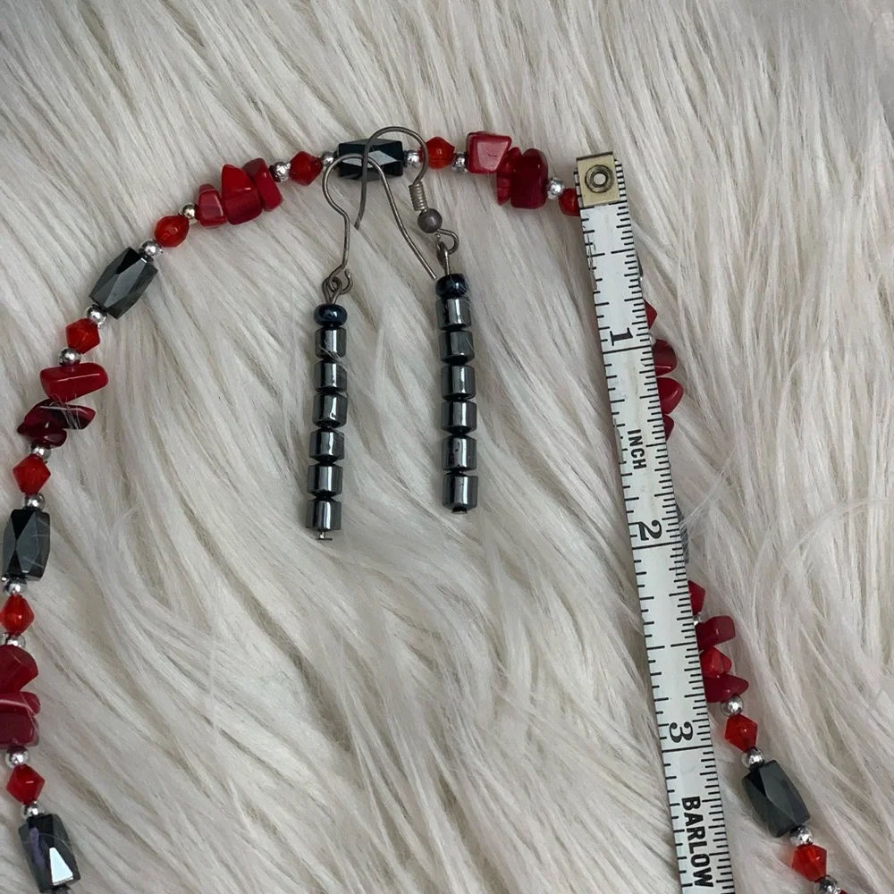 Set of Necklace or Bracelet And Earrings - Picture 5 of 8